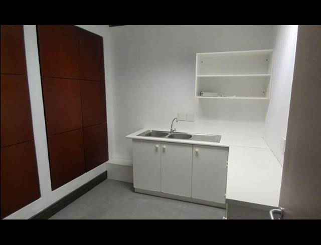 385M² OFFICE TO LET IN TYGER VALLEY